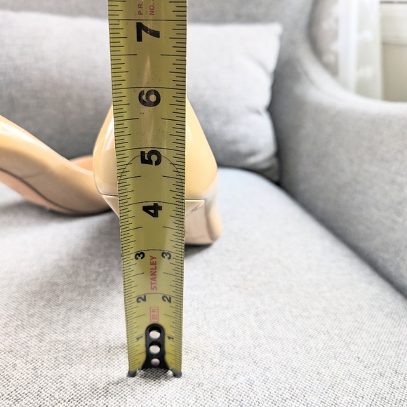 L.K. Bennett Heels 🔥 - Picture 10 of 12